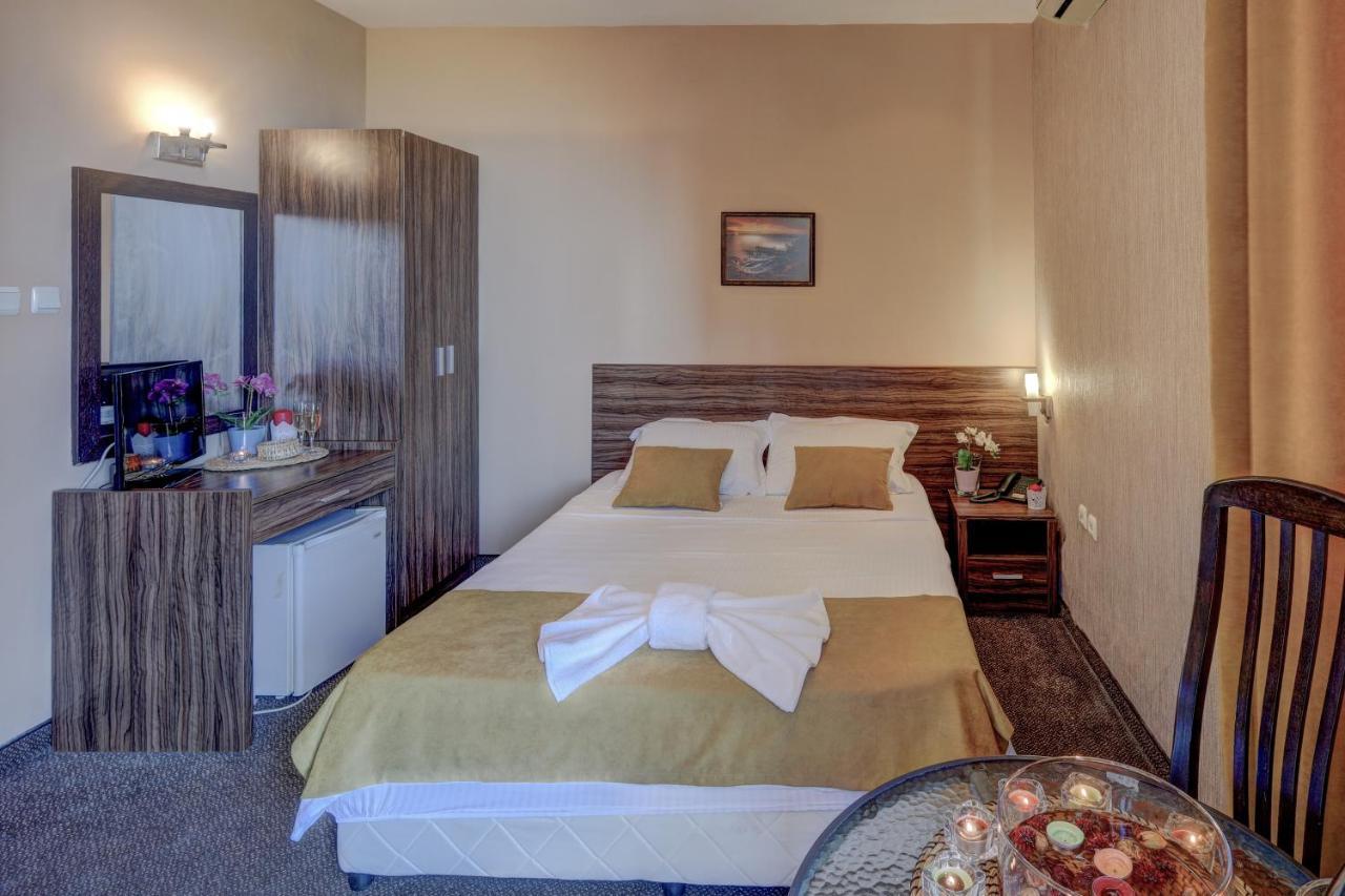 Ellinis Hotel Varna Dış mekan fotoğraf
